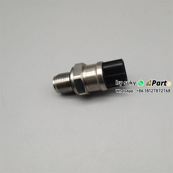 7861-93-1812 7861931812 Pressure Sensor Switch for Komatsu PC200-8 PC210-8 PC220-8 PC240-8 PC300-8