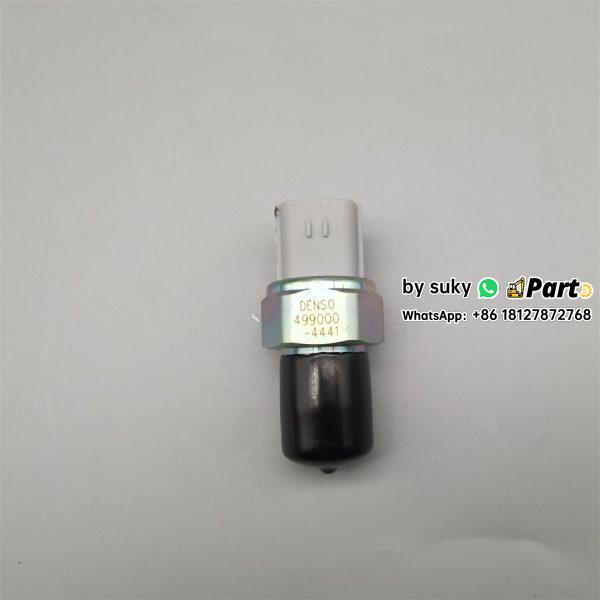 ND499000-4441 Fuel Rail Pressure Sensor for Komatsu Bulldozer D155AX-5 D275A-5