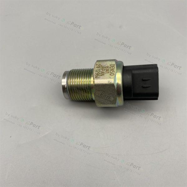 RE520930 Fuel Pressure Sensor for John Deere 7420 7520 7710 8120 8220 8320 8420