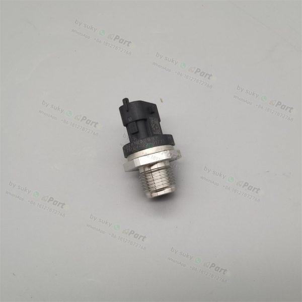 0281002937 Fuel Rail Pressure Sensor for Volvo