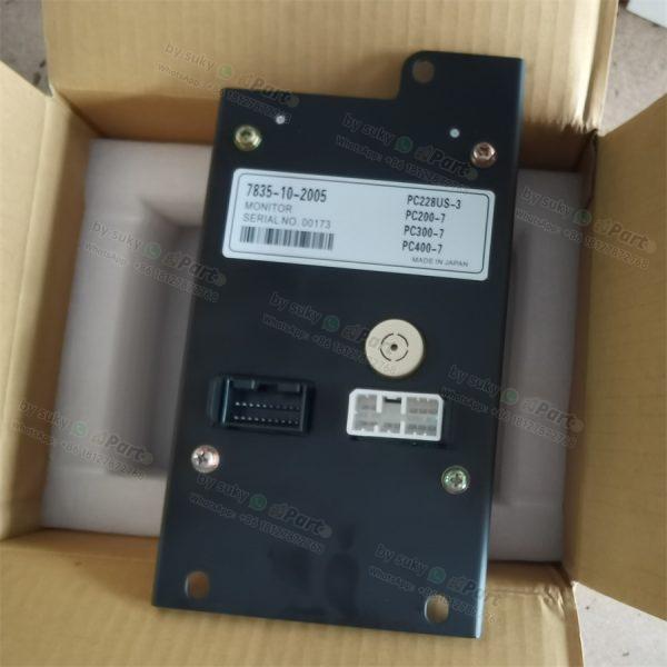 7835-10-2005 Monitor for Komatsu PC200-7 PC220LC-7 PC228-3 PC300-7 PC350-7