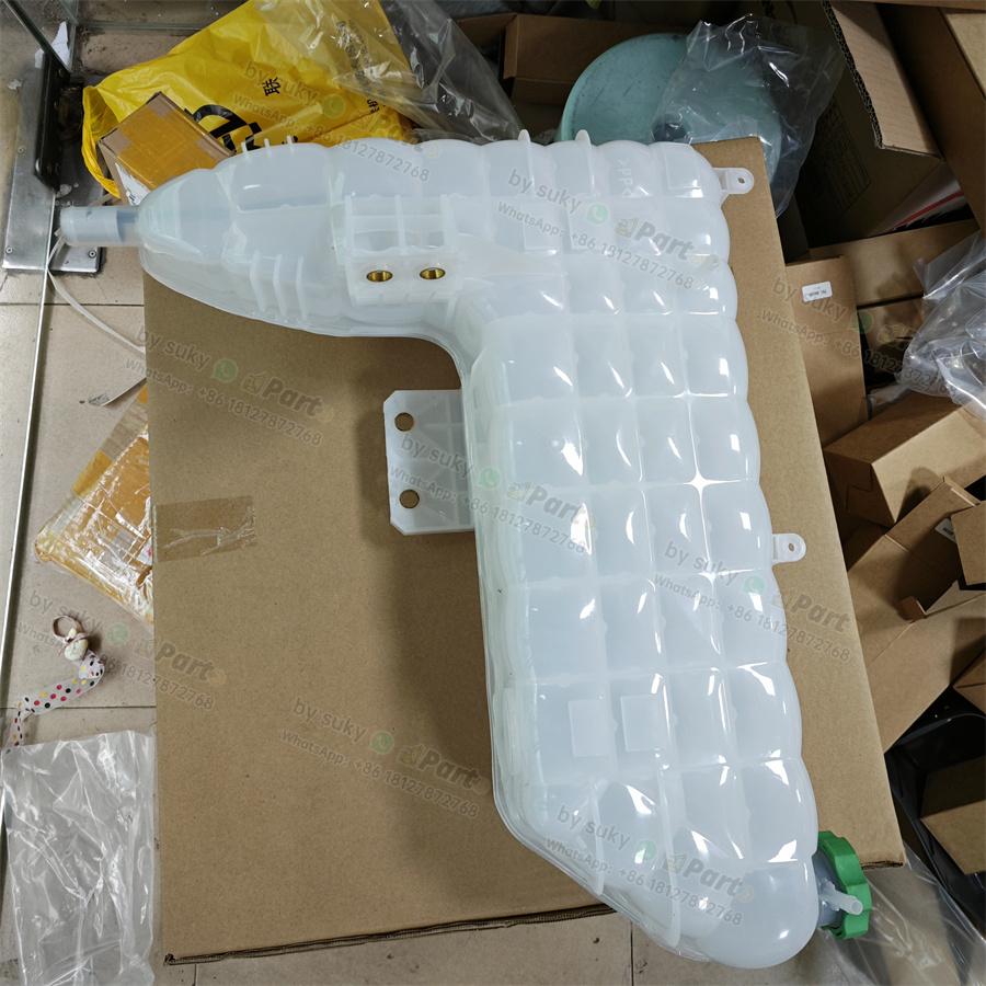 554-9412 511-0264 Coolant Expansion Water Tank for Caterpillar CAT 320 320GC 323 330 330GC 554-9412 511-0264 Coolant Expansion Water Tank for Caterpillar CAT 320 320GC 323 330 330GC