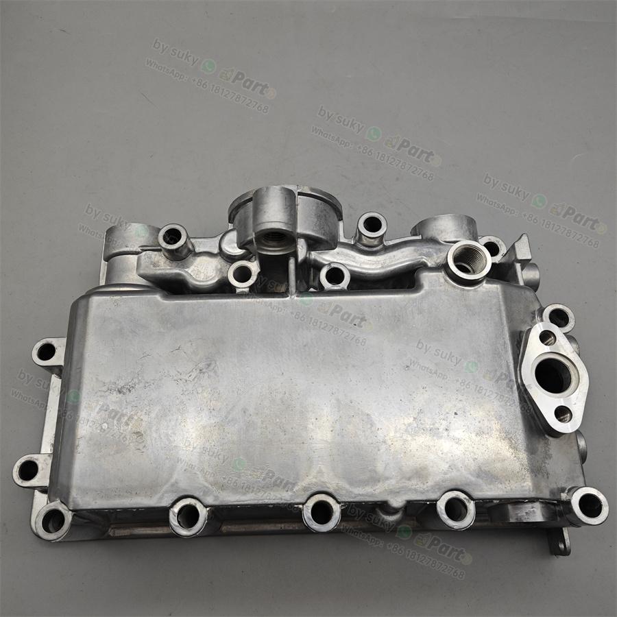 VOE21590865 21590865 Oil Cooler Cover For Volvo D7D EC210 EC240B EC290B EC300 VOE21590865 21590865 Oil Cooler Cover For Volvo D7D EC210 EC240B EC290B EC300