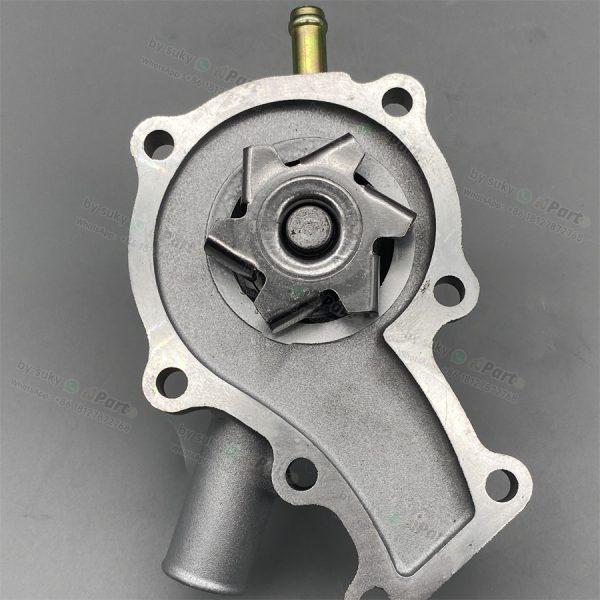 15881-73033 Water Pump for Kubota D662 D722 D902