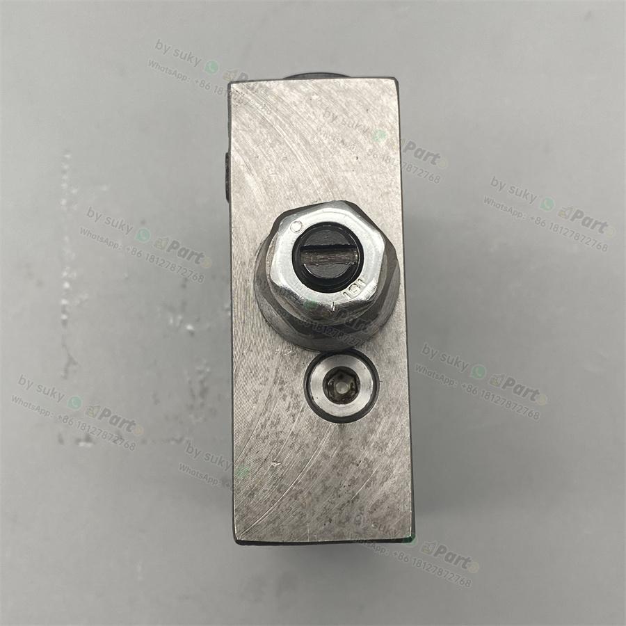 723-40-70100 Pressure Reducing Valve for Komatsu 6D102 PC200-6 723-40-70100 Pressure Reducing Valve for Komatsu 6D102 PC200-6