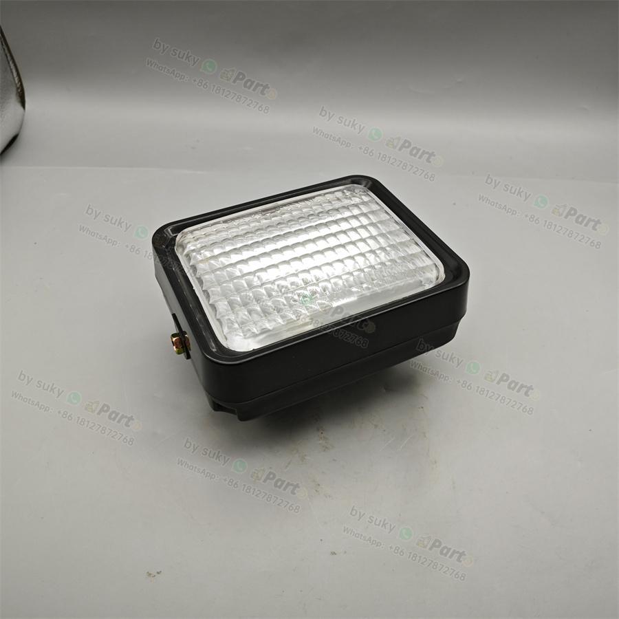 423-06-33130 Head Lamp for Komatsu WA380-6 423-06-33130 Head Lamp for Komatsu WA380-6