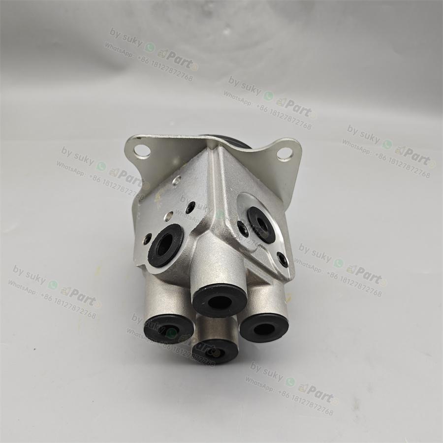 702-16-01200 7021601200 Pilot Valve for Komatsu D155A-6R D155A-5 702-16-01200 7021601200 Pilot Valve for Komatsu D155A-6R D155A-5